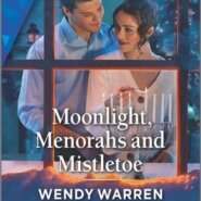 REVIEW: Moonlight, Menorahs and Mistletoe by Wendy Warren